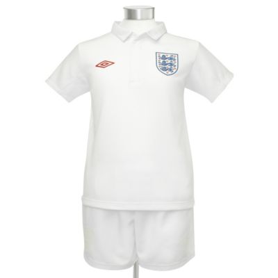 England Home Baby Kit 2009/11