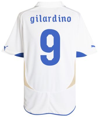 Replica Italy away shirt 2010 - 2011 - "Gilardino 9" printed