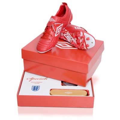 Umbro Speciali Pro England Hard Ground Football Boots - Red / White