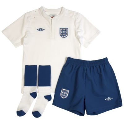 England Home Infant Kit 2010