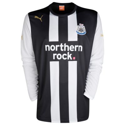 Newcastle United Home Shirt 2011/12 - Long Sleeved