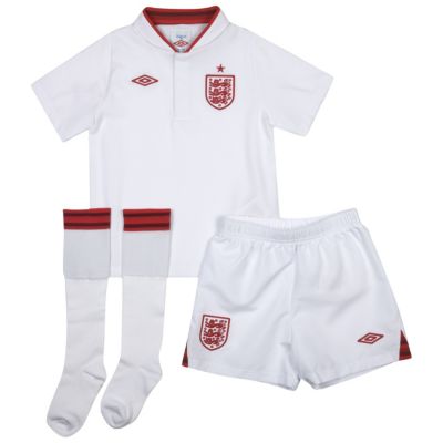 England Home Infant Kit 2012/13